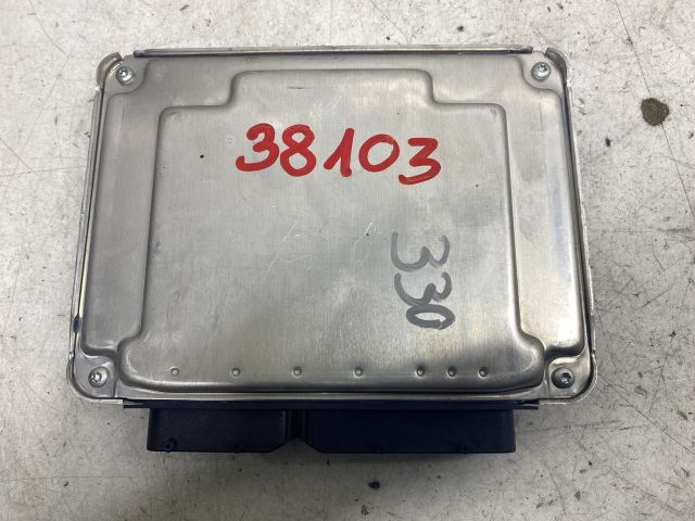 bontott AUDI A4 B6 Motorvezérlő