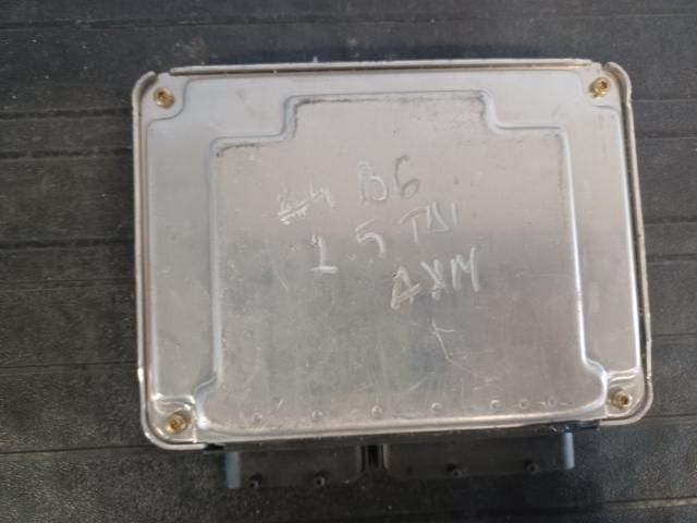bontott AUDI A4 B6 Motorvezérlő