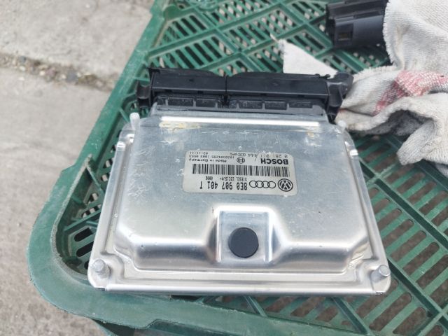 bontott AUDI A4 B6 Motorvezérlő