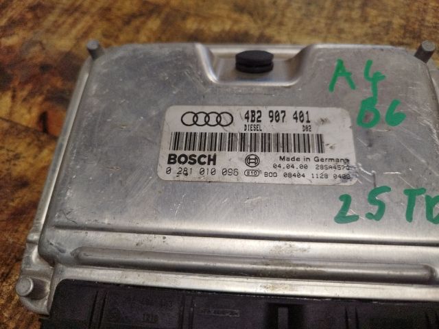 bontott AUDI A4 B6 Motorvezérlő