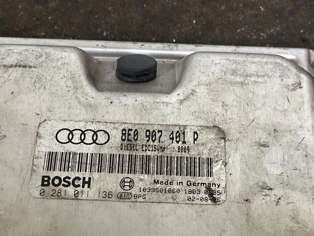 bontott AUDI A4 B6 Motorvezérlő