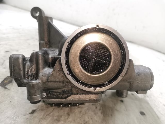 bontott AUDI A4 B6 Olajszivattyú