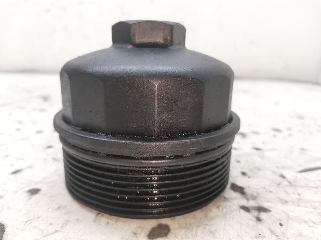 bontott AUDI A4 B6 Olajszűrő Kupak
