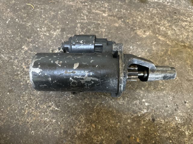 bontott AUDI A4 B6 Önindító