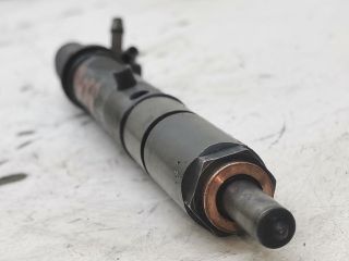 bontott AUDI A4 B6 Porlasztó (1 db)