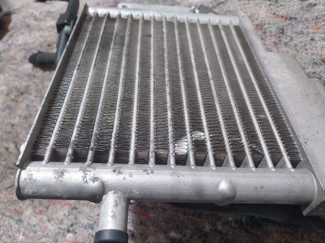 bontott AUDI A4 B6 Automata Váltó Olajhűtő