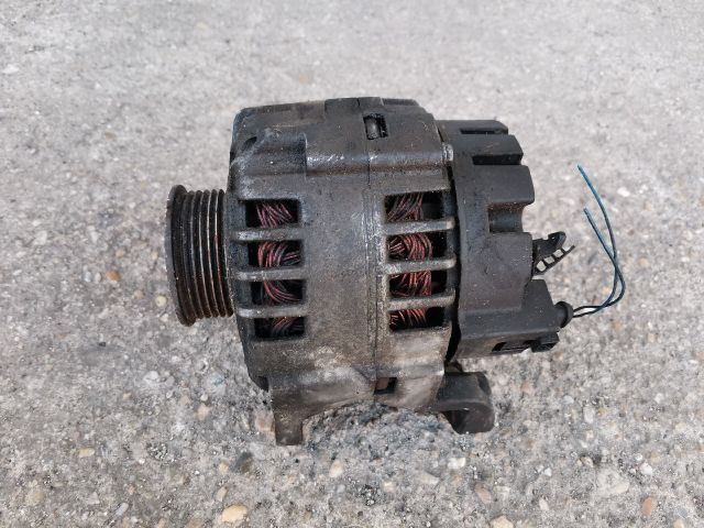 bontott AUDI A4 B6 Generátor