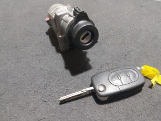 bontott AUDI A4 B6 Gyújtáskapcsoló Házzal