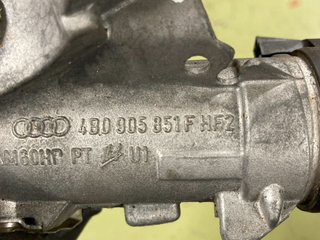 bontott AUDI A4 B6 Gyújtáskapcsoló Házzal