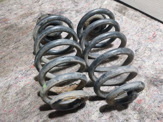 bontott AUDI A4 B6 Hátsó Rugó Pár