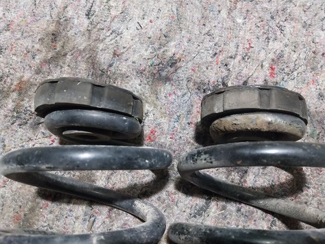 bontott AUDI A4 B6 Hátsó Rugó Pár