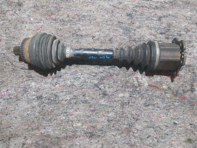 bontott AUDI A4 B6 Jobb Féltengely