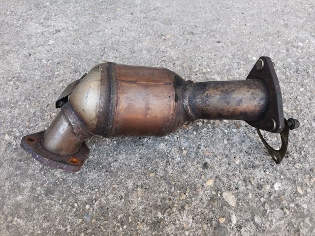 bontott AUDI A4 B6 Katalizátor