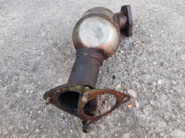 bontott AUDI A4 B6 Katalizátor