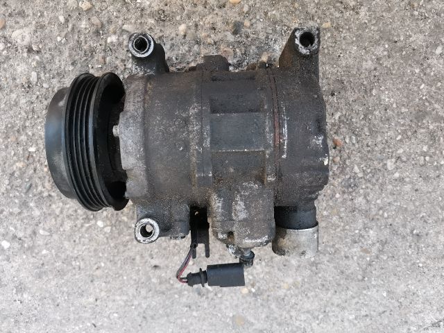 bontott AUDI A4 B6 Klímakompresszor
