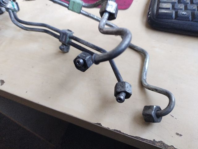 bontott AUDI A4 B6 Nyomócső