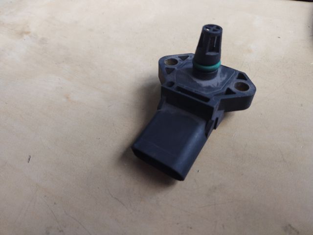 bontott AUDI A4 B6 Szívócső Nyomásérzékelő