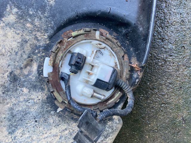 bontott AUDI A4 B6 Tank