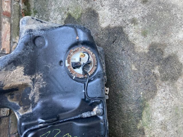 bontott AUDI A4 B6 Tank