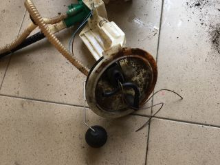 bontott AUDI A4 B6 Üzemanyag Szivattyú