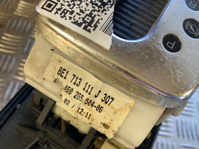 bontott AUDI A4 B6 Váltó Kulissza