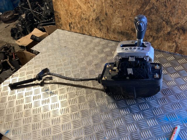 bontott AUDI A4 B6 Váltó Kulissza