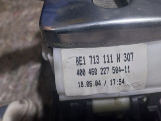 bontott AUDI A4 B6 Váltó Kulissza