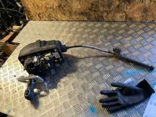 bontott AUDI A4 B6 Váltó Kulissza