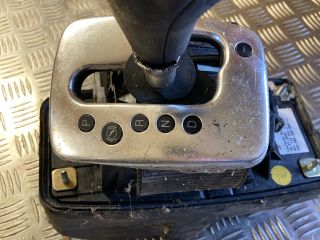 bontott AUDI A4 B6 Váltó Kulissza