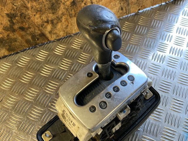 bontott AUDI A4 B6 Váltó Kulissza