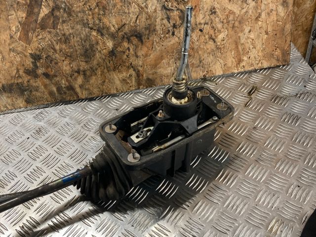 bontott AUDI A4 B6 Váltó Kulissza