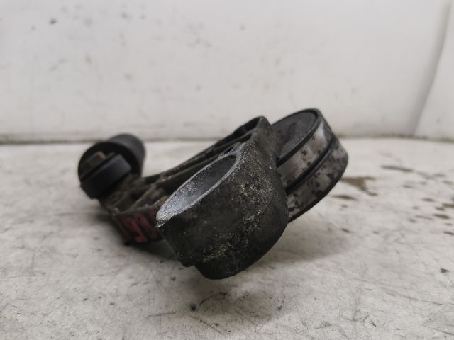 bontott AUDI A4 B6 Szíjfeszítő Görgő