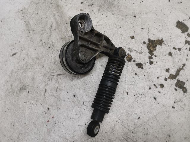 bontott AUDI A4 B6 Szíjfeszítő Görgő