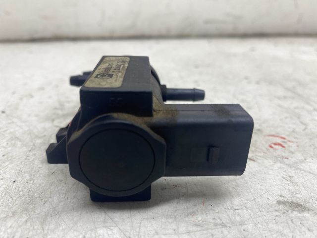 bontott AUDI A4 B6 Turbó Vákum Szelep