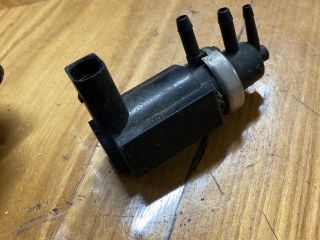 bontott AUDI A4 B6 Turbó Vákum Szelep