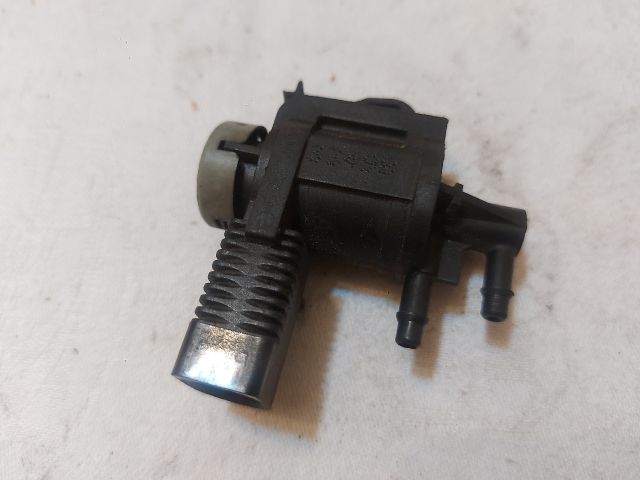 bontott AUDI A4 B6 Turbó Vákum Szelep