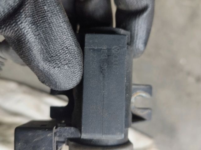 bontott AUDI A4 B6 Turbó Vákum Szelep