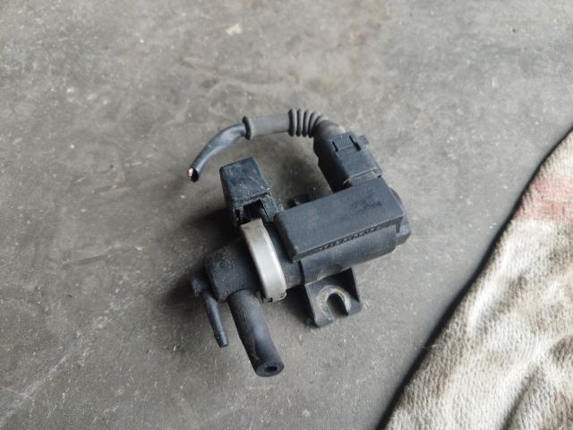 bontott AUDI A4 B6 Turbó Vákum Szelep