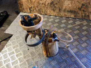 bontott AUDI A4 B6 Üzemanyag Szivattyú