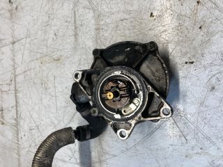 bontott AUDI A4 B6 Vákumpumpa