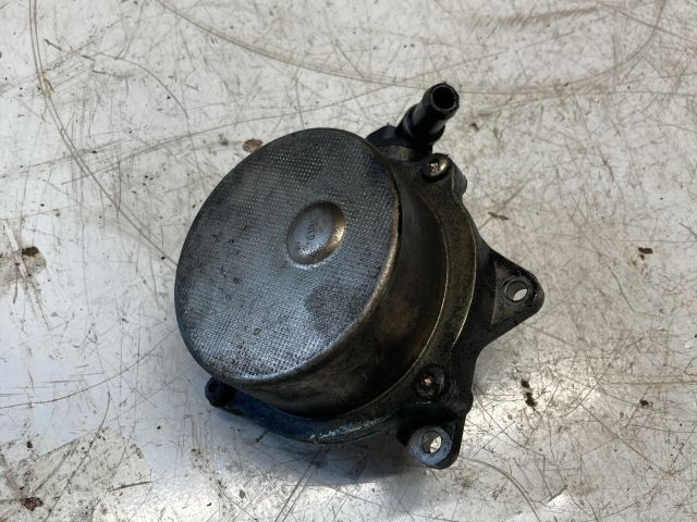 bontott AUDI A4 B6 Vákumpumpa