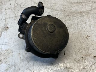 bontott AUDI A4 B6 Vákumpumpa