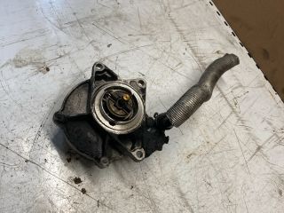 bontott AUDI A4 B6 Vákumpumpa