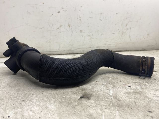 bontott AUDI A4 B6 Vízcső