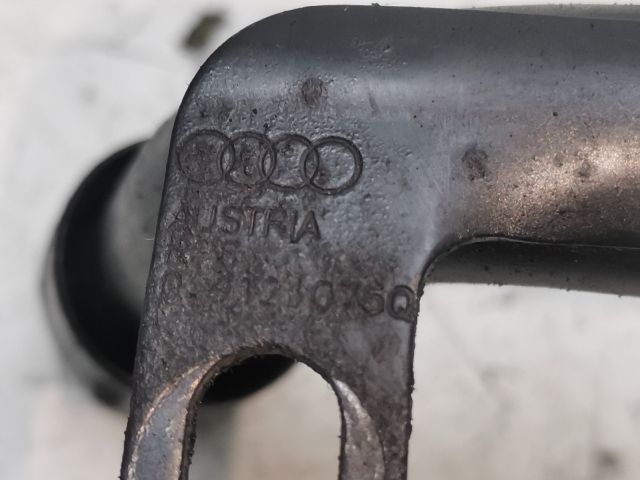 bontott AUDI A4 B6 Vízcső