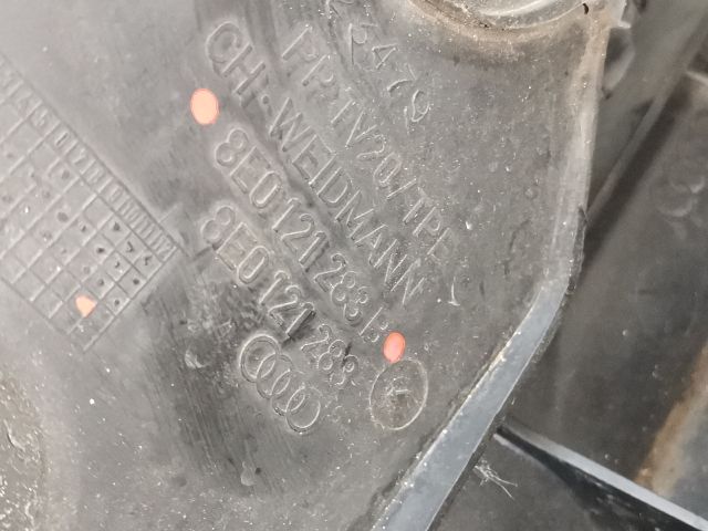 bontott AUDI A4 B6 Vízhűtő Radiátor (Klímás)