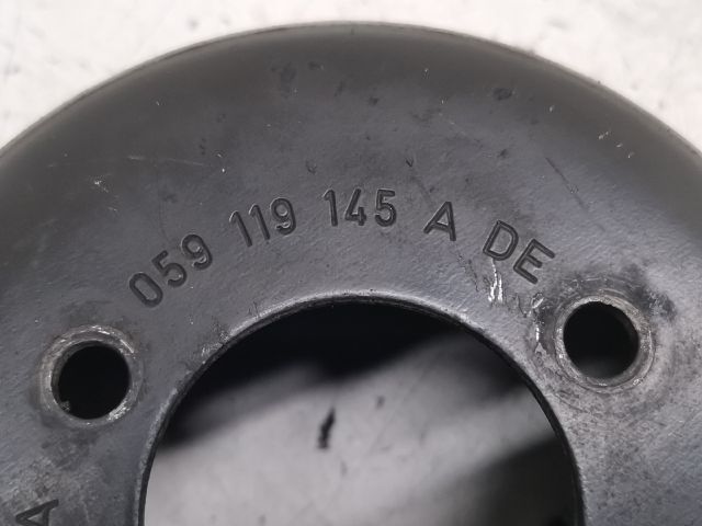 bontott AUDI A4 B6 Vízpumpa Szíjtárcsa