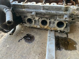 bontott AUDI A4 B6 Bal Hengerfej (V-Motor/Boxer)