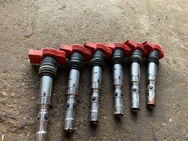 bontott AUDI A4 B6 Gyújtótrafó Szett