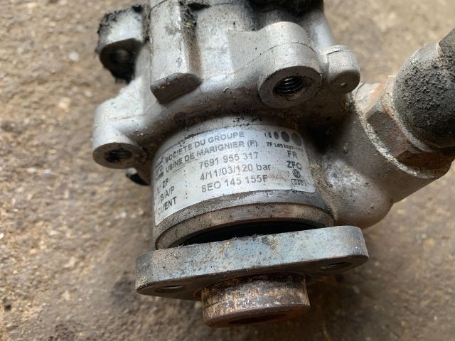 bontott AUDI A4 B6 Kormányszervó Motor (Hidraulikus)